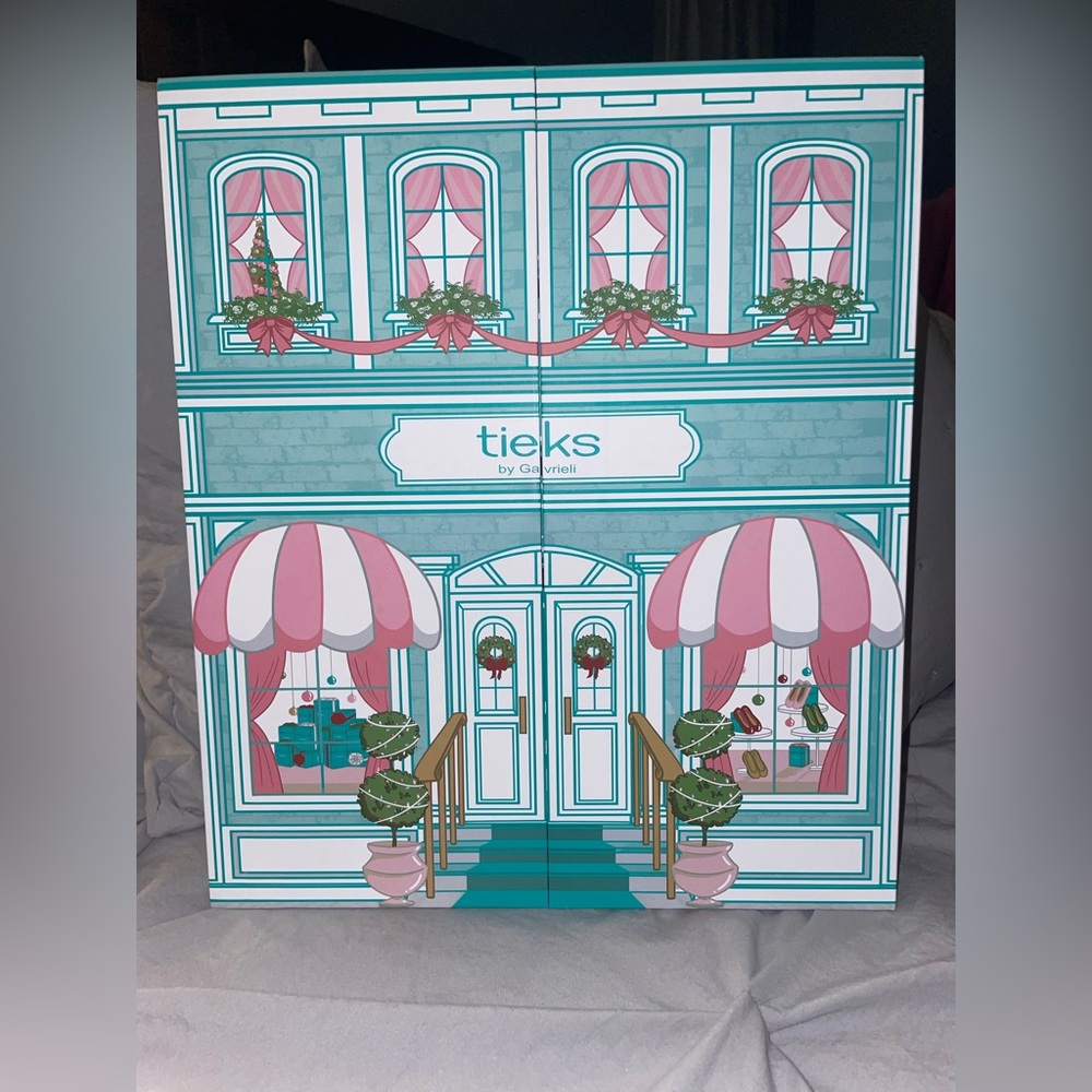 EMPTY 2025 Advent Calendar decorative box ONLY from Tieks by Gavrieli.